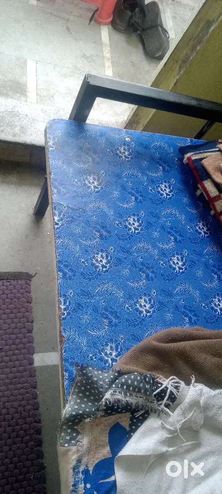 All furniture and computer tv sell