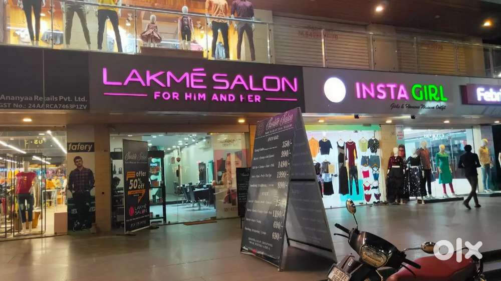 URGENT JOINING FOR !! LAKME STORE !! IN LUCKNOW APPLY NOW !!