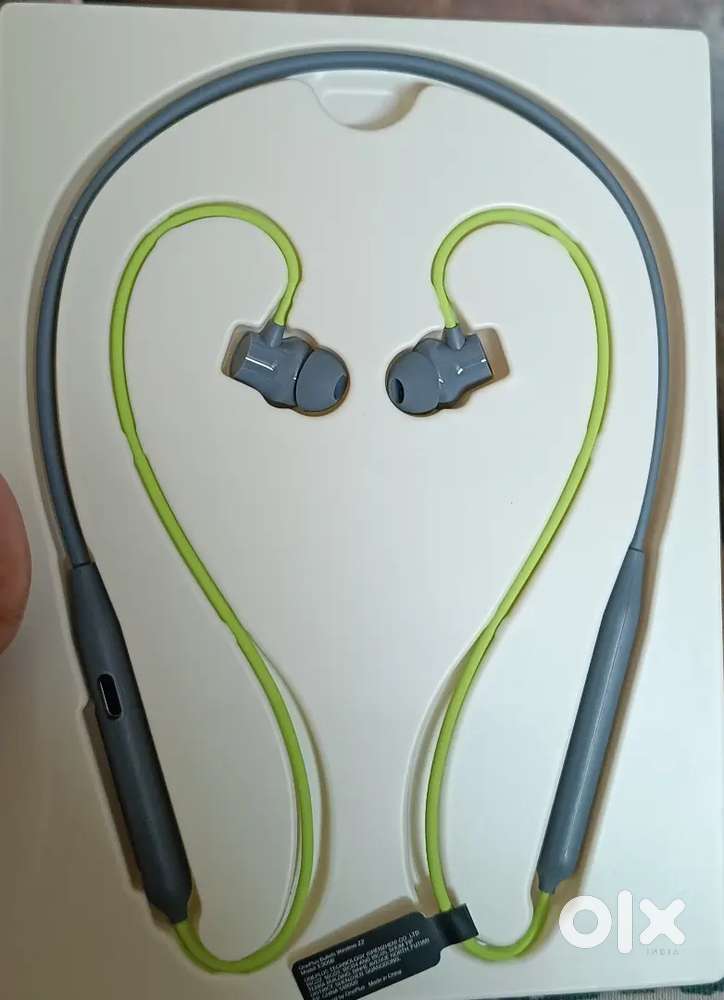 Head phone