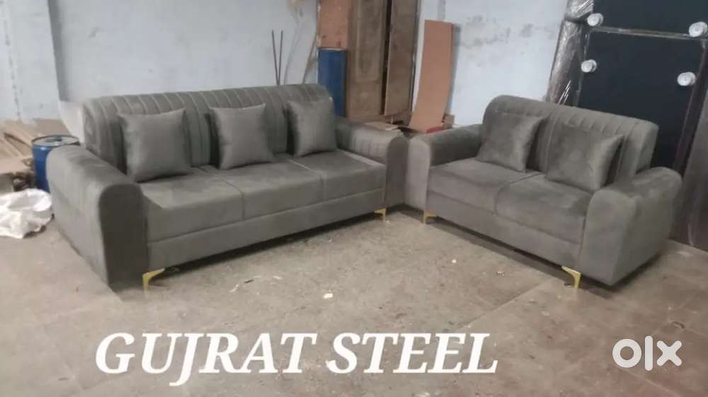 3+2'-sofa new brand