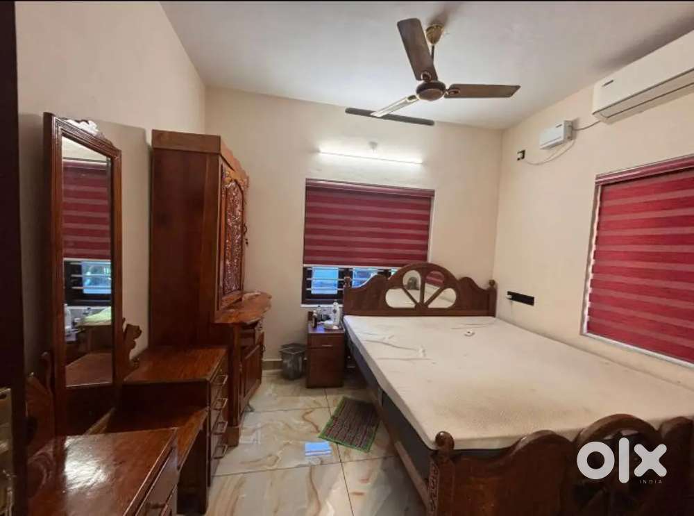 5 month old  two floor house for sale at Edayar Island,ThiruvallamTVM