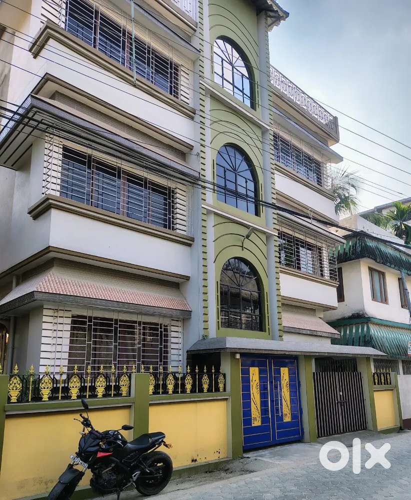 1BK room available for family or working lady @ 3800/-