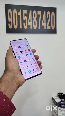 Oneplus 8pro 128gb/8gb 5G Gaming phone in low budget