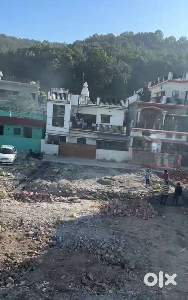 100-150 gaj R3 plots in Sundarwala @46,000