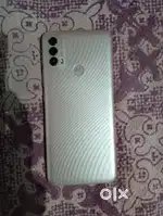 Motorola E40 (4 gb ram), A1 condition with original charger, bill, box