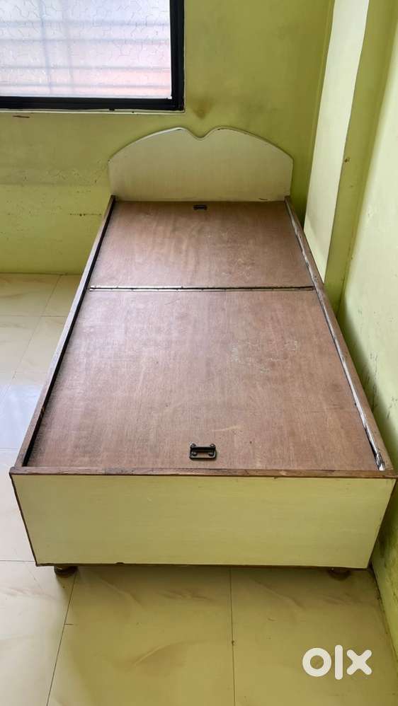 Original made by only wood Single Person Bed