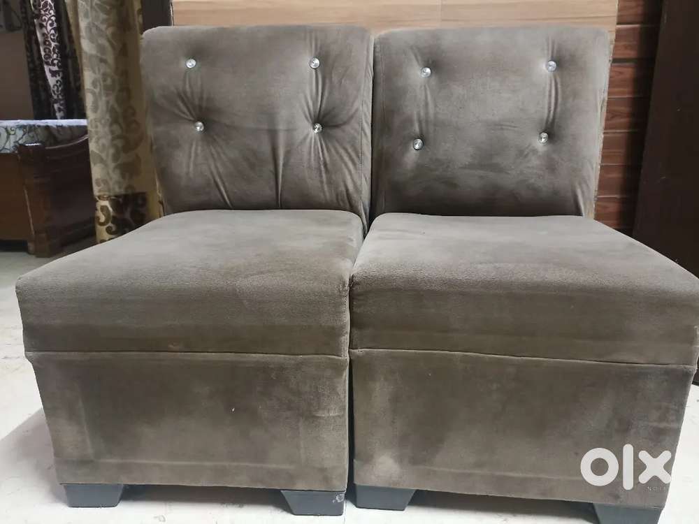 Coushion chair