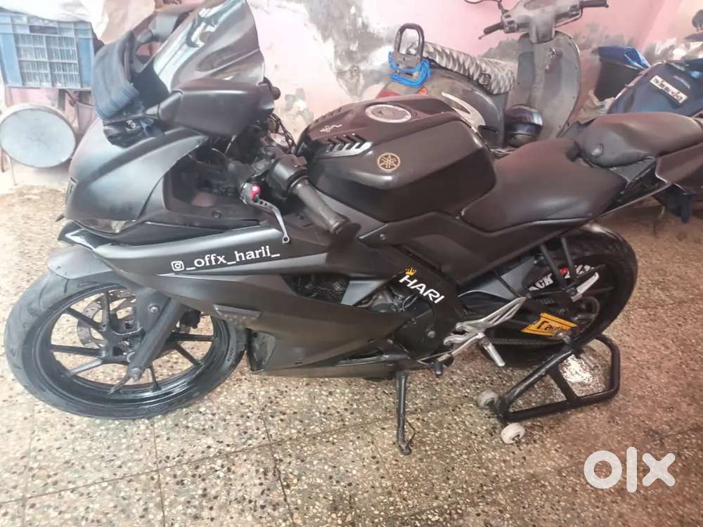R 15 V3 2019 model