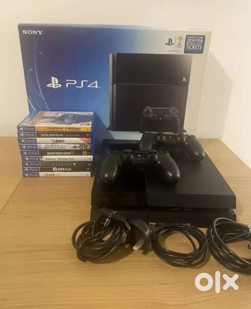 Sony PlayStation 4 console bundle and games