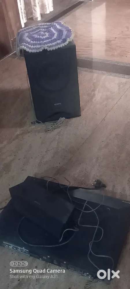 Sony home theater with DVD PLAYER