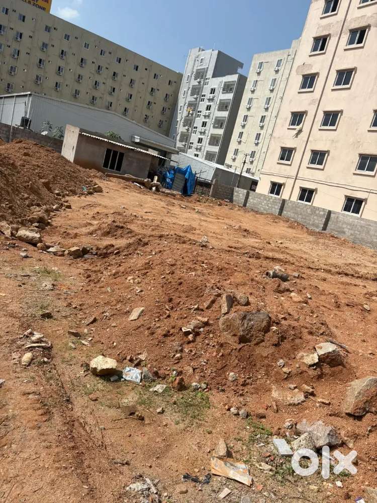 1400Syards for rent in madhapur