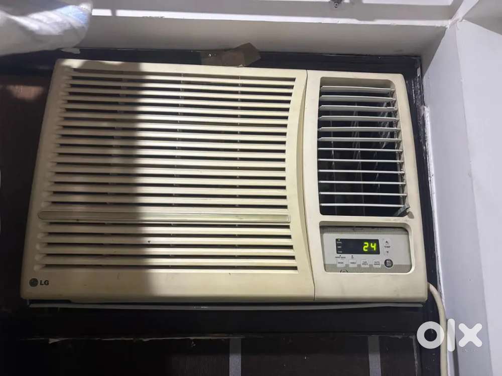 LG 1.5 ton ac working condition 6 years old