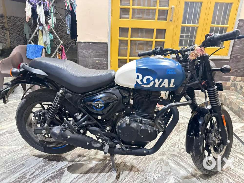 Hunter 350 in excellent condition