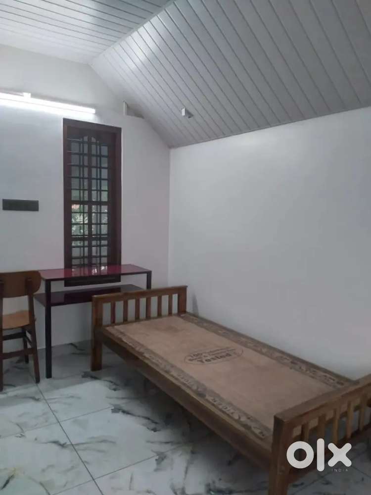 Room for rent at ₹6000