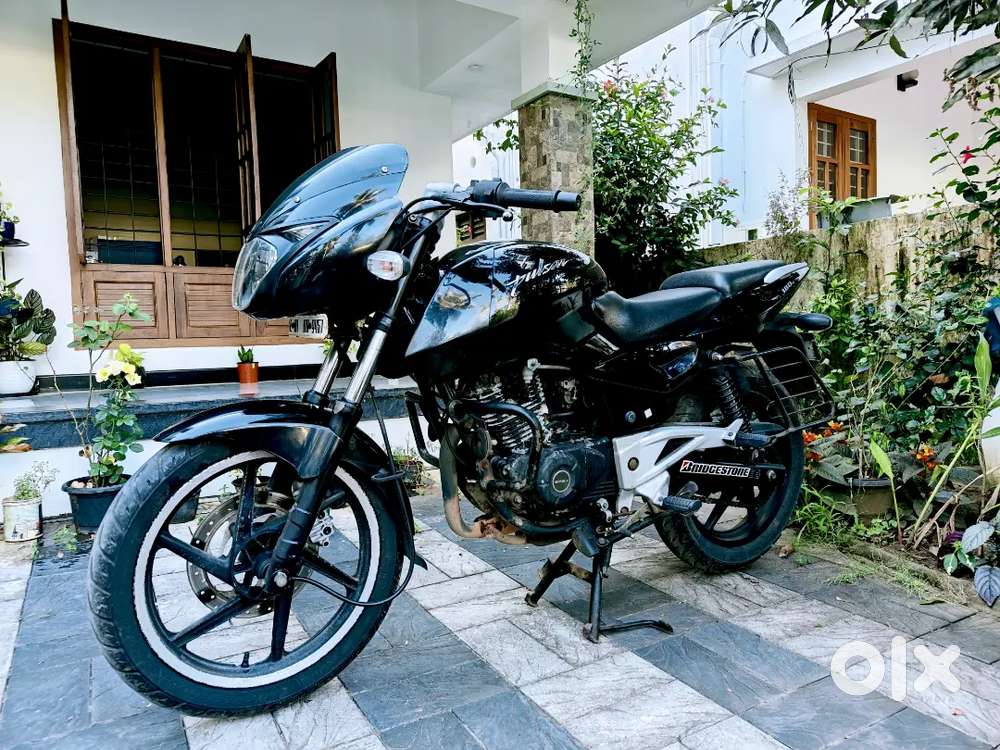 Fully restored Pulsar 180 brand new condition for sale
