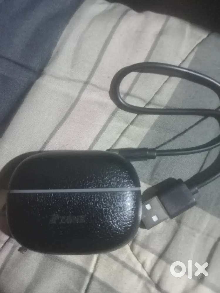 Ipzone earbuds