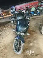 Pulsar 220