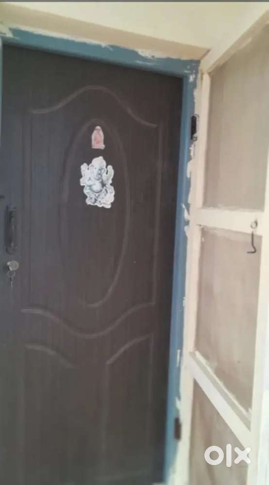 Good habited,single only allowed