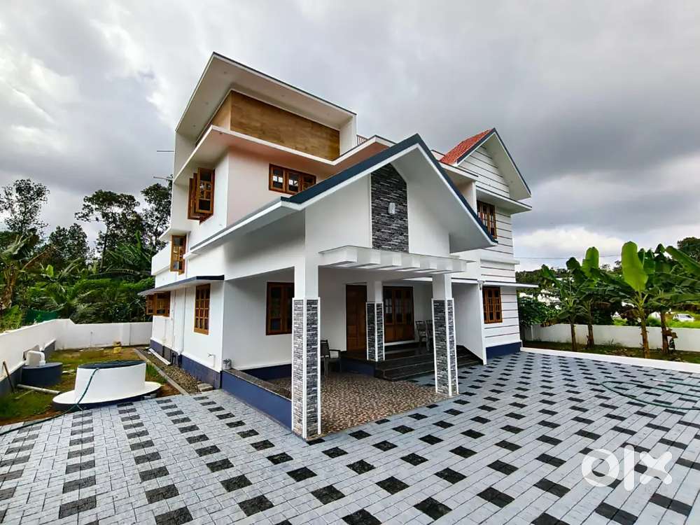 House for sale nearest kottamury chjody main road distance 100mtrs