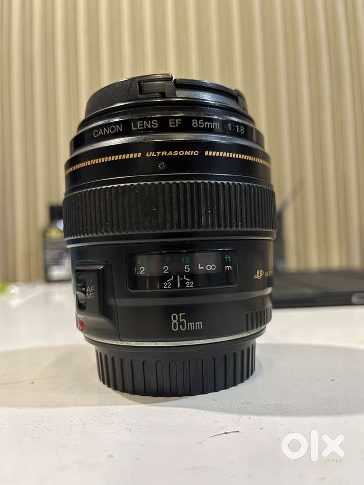 Rarely used canon 85mm f 1.8 lense