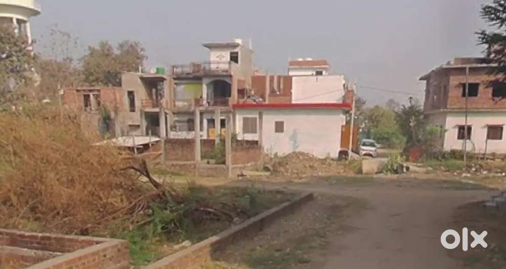 Beautiful Location Corner Plot 2000 sqft in Ganeshpur Rehmanpur Lko