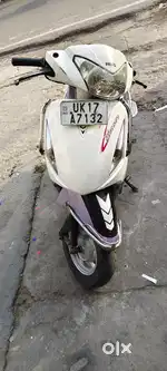 Hero pleasure 2015 model new condition