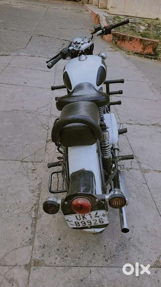 Bullet pataka full goog condition