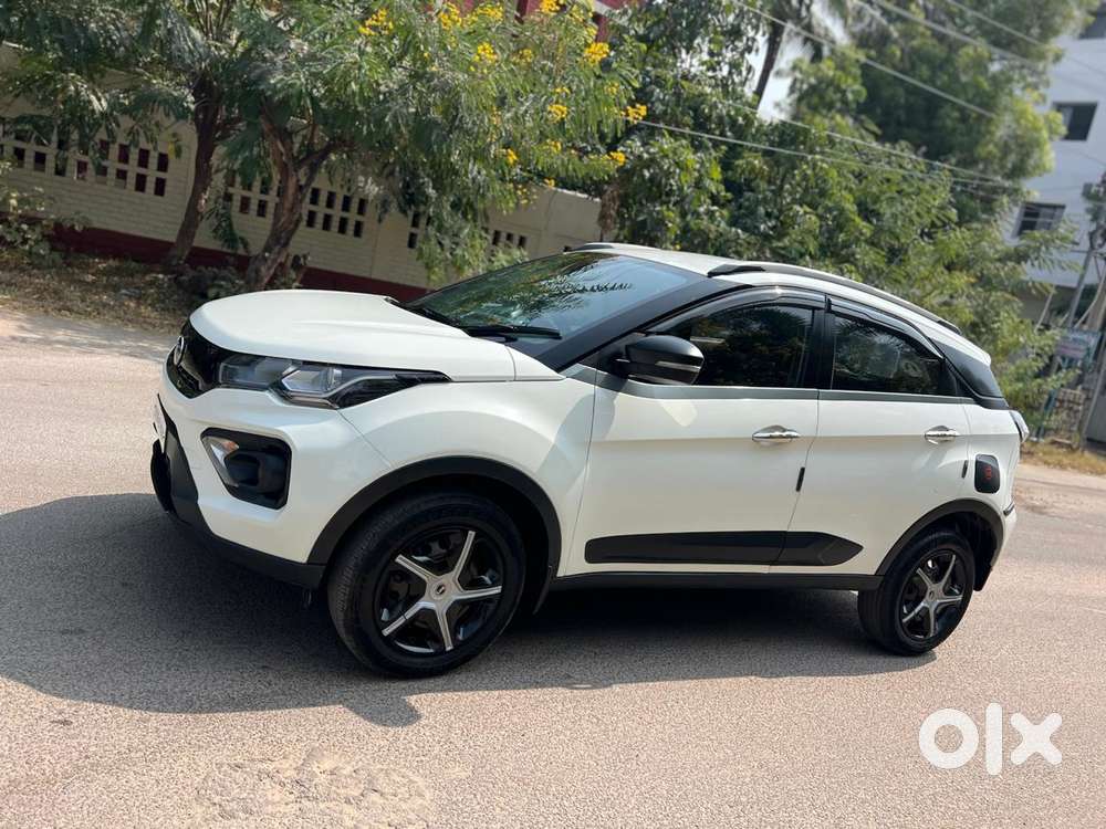 Tata Nexon 1.2 Revotron XM, 2020, Diesel