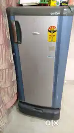 Whirlpool Fridge in Perfect Working Condition
