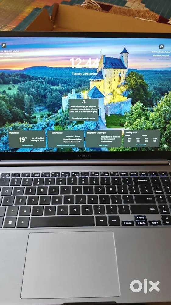 Samsung galaxy book 4 ..NEW LAPTOP VERY VERY LESS USED LAPTOP