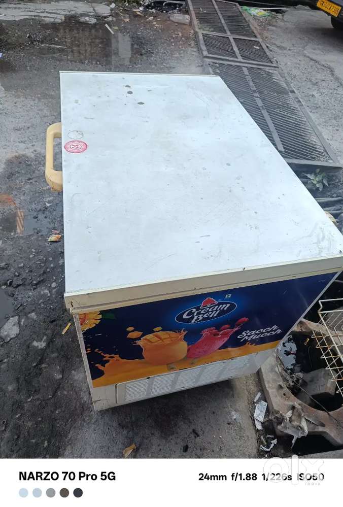 Blue star d fridge 350 ltr