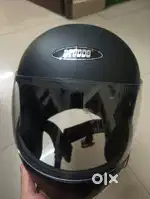Helmet  studdis