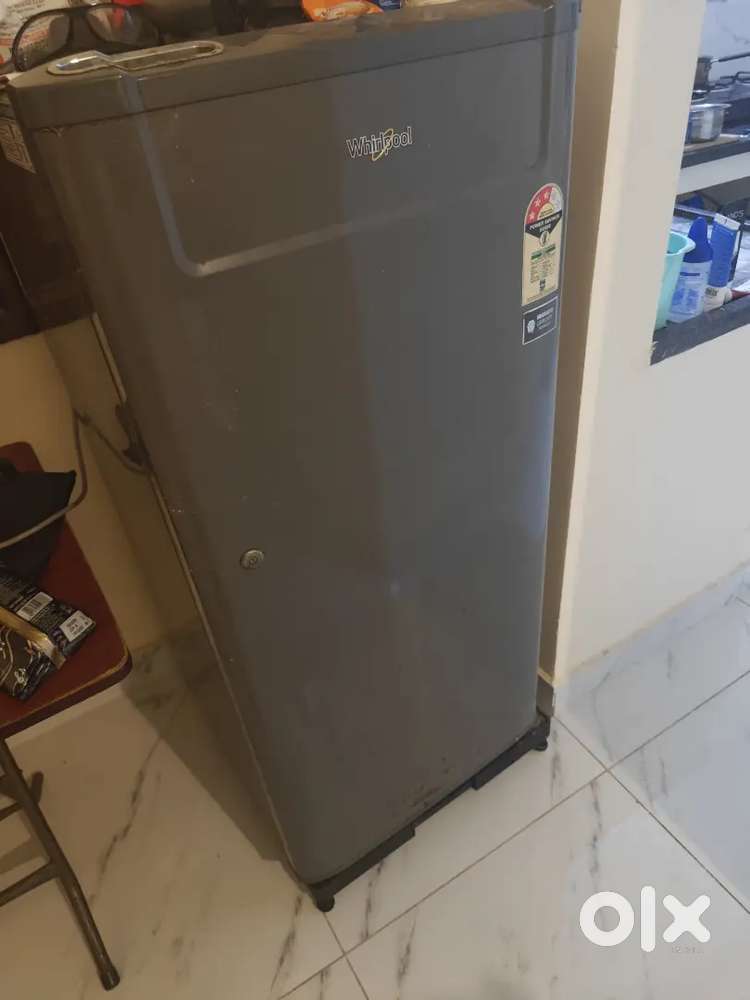 Single door fridge