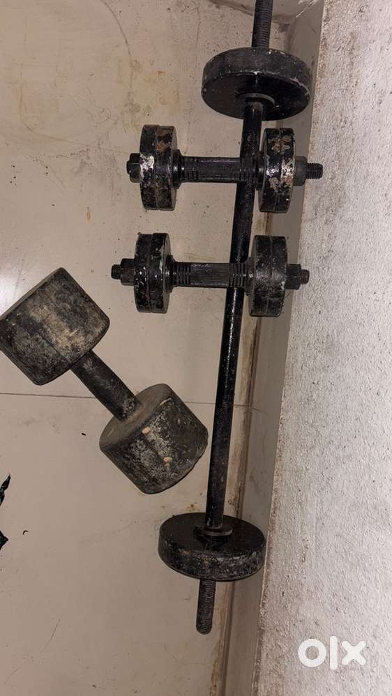5 kg 2. dumbbells+ 3 feet rod + 5 kg 2 plates one rubber dumbbell