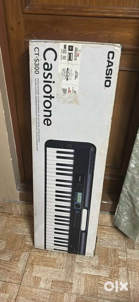 Selling Casiotone CT-300