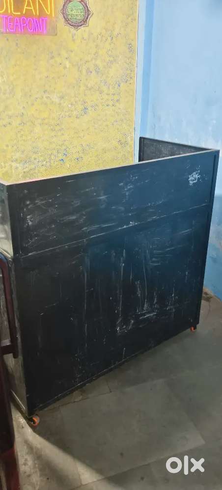 Iron table chai counter