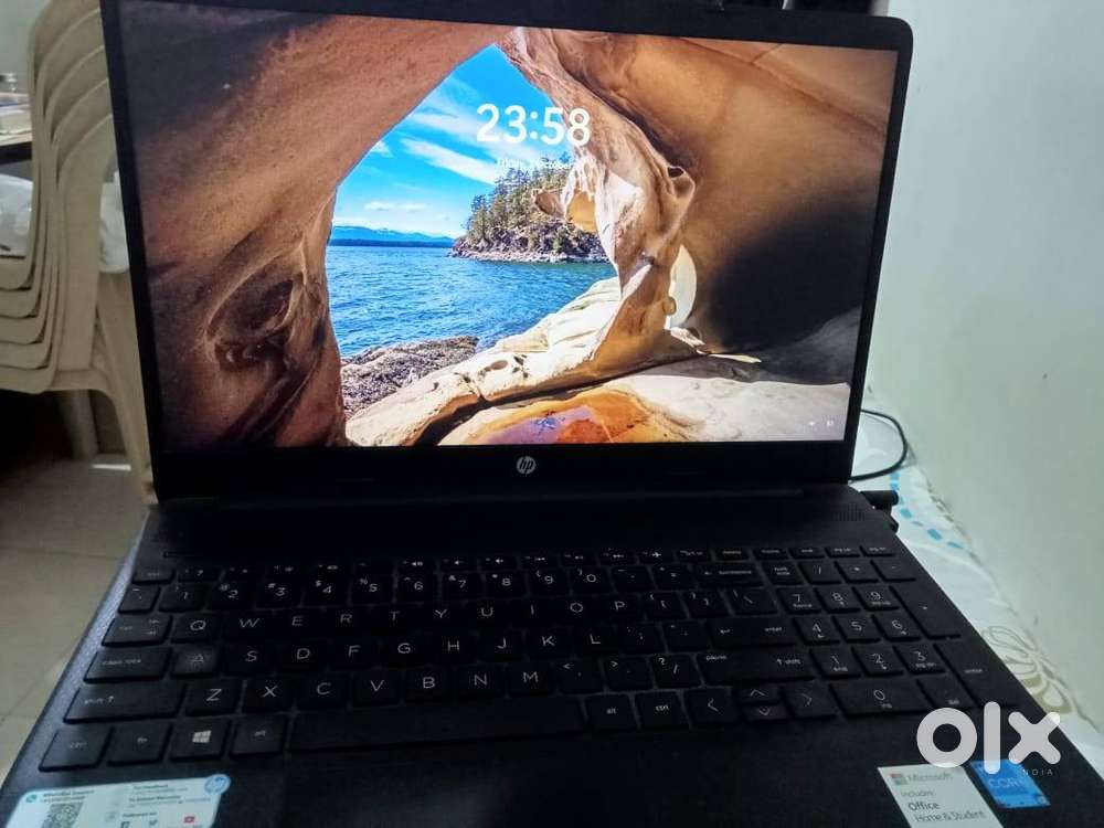 hp laptop i3