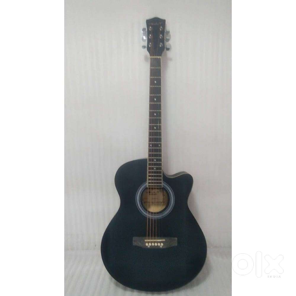 Vault   EA20   Guitar   Kit   with   Learn   to   Play   Ebook,   Bag