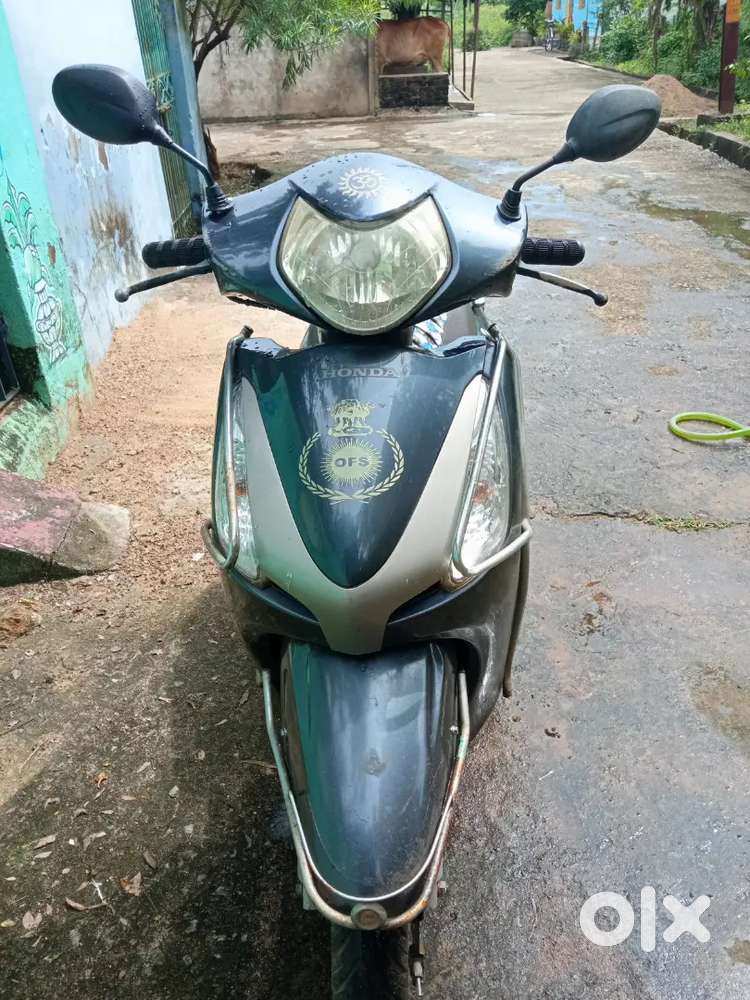 I want to sell my scooty because I need some money urgenlt..