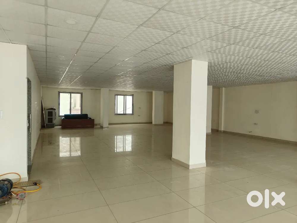 3200 Sqft commercial space available in main banipark Jaipur.