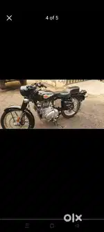 Bullet 350 kala ghoda ..km..30000 chali Hui hai ek hath ki chali Hui