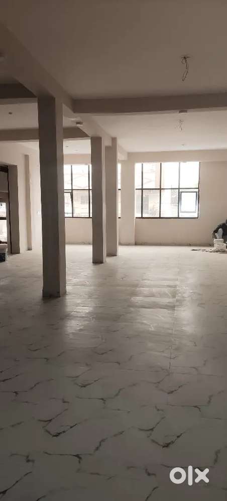 3 filor multi  per filor 1500sqft Location Ayodhya bhaypass Rod