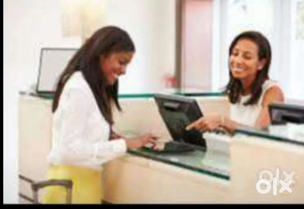 Want an experienced lady to work as  a front office staff