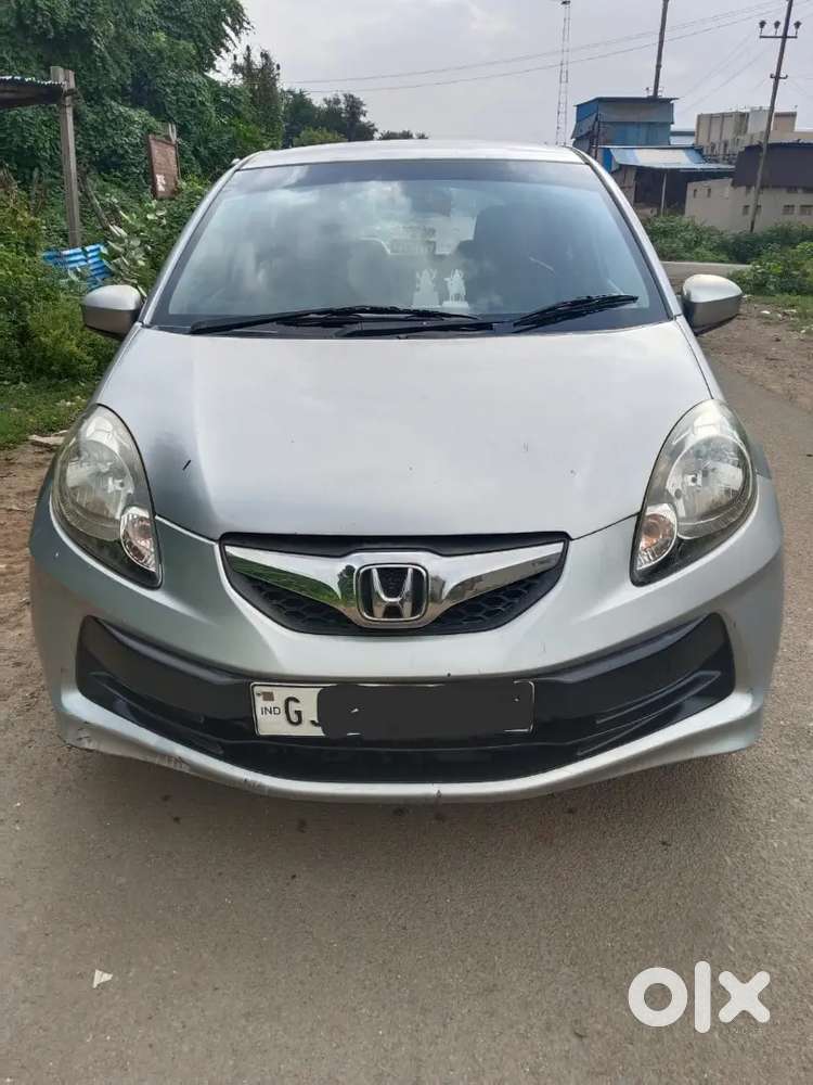 Honda Brio 2013 Petrol Well Maintained