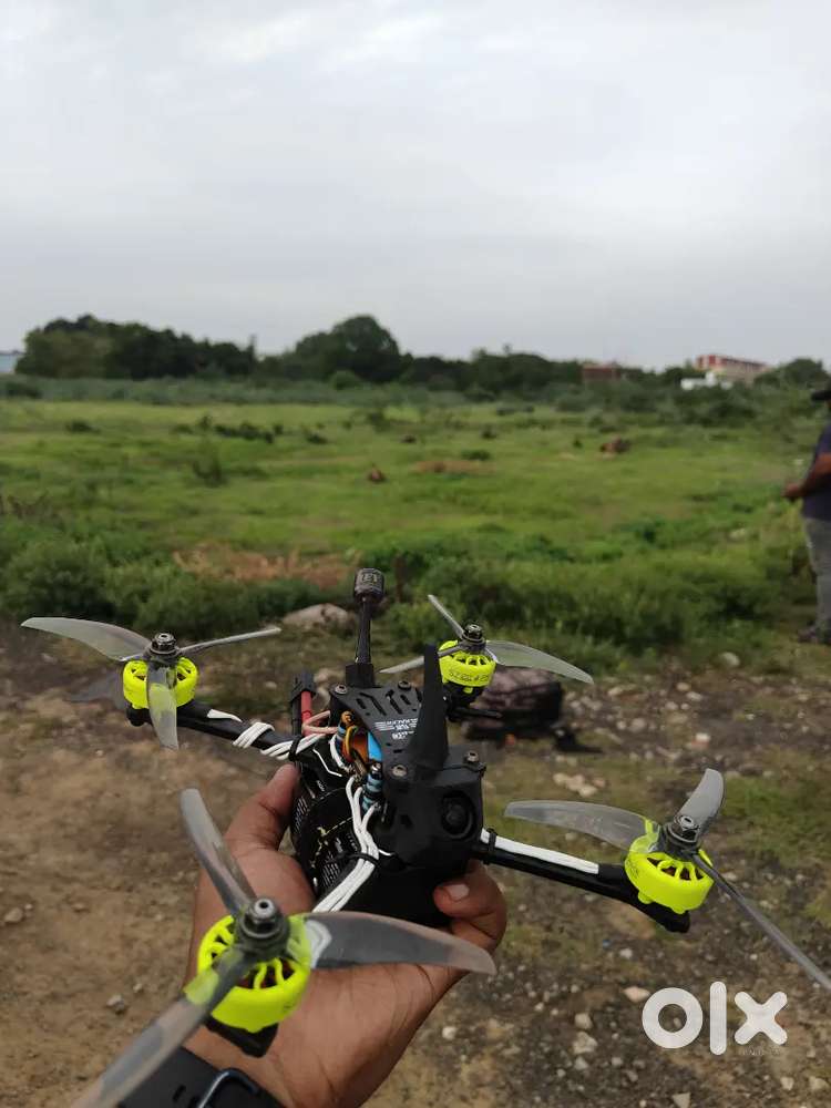 Custom Cinematic FPV Drones, FPV RC Cars & Planes