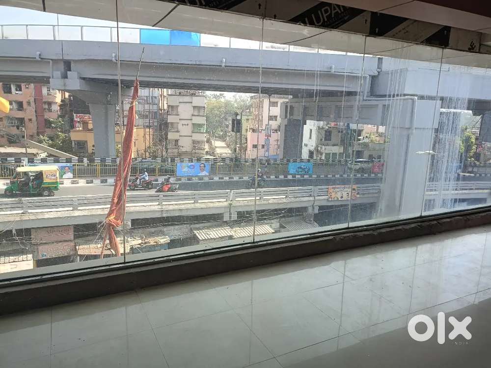 Office/ zym / saloon/ restaurant and more use of 2nd floor space