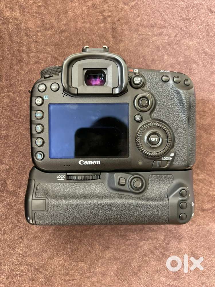 Canon 7d Mark 2 with original canon battery grip