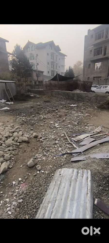 Land measuring approx 12 marlas situated at sonwar