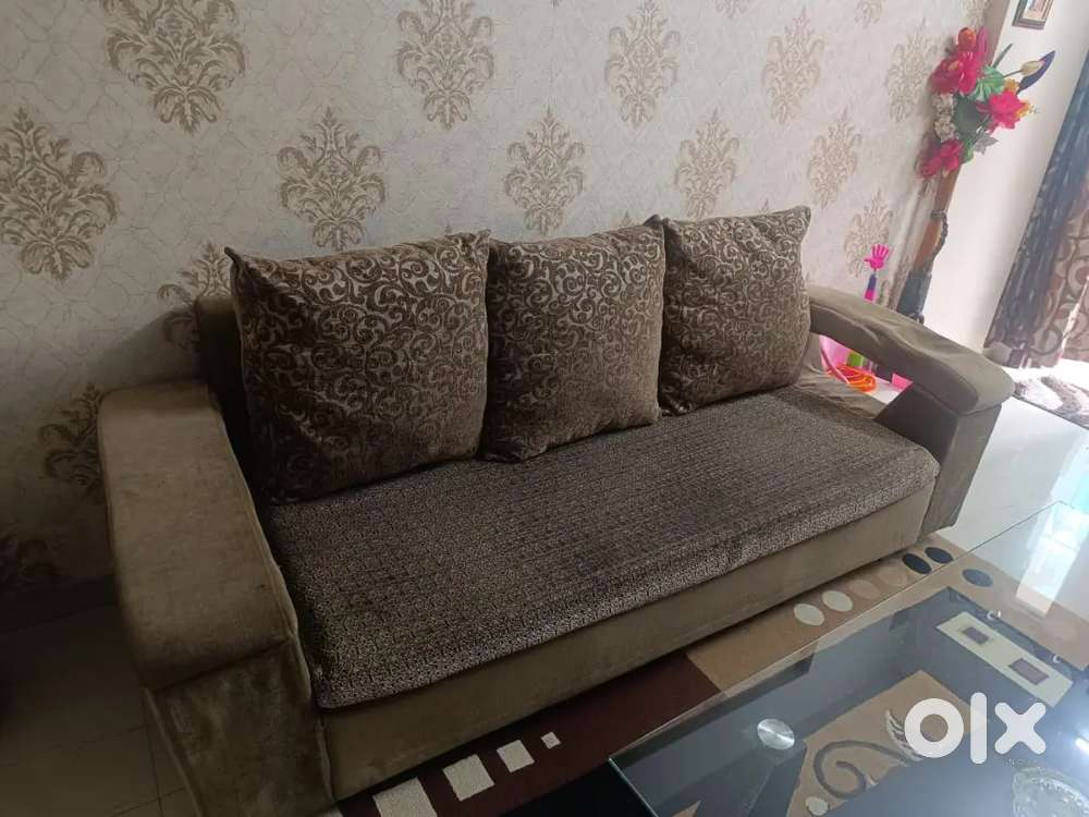5 seater sofa