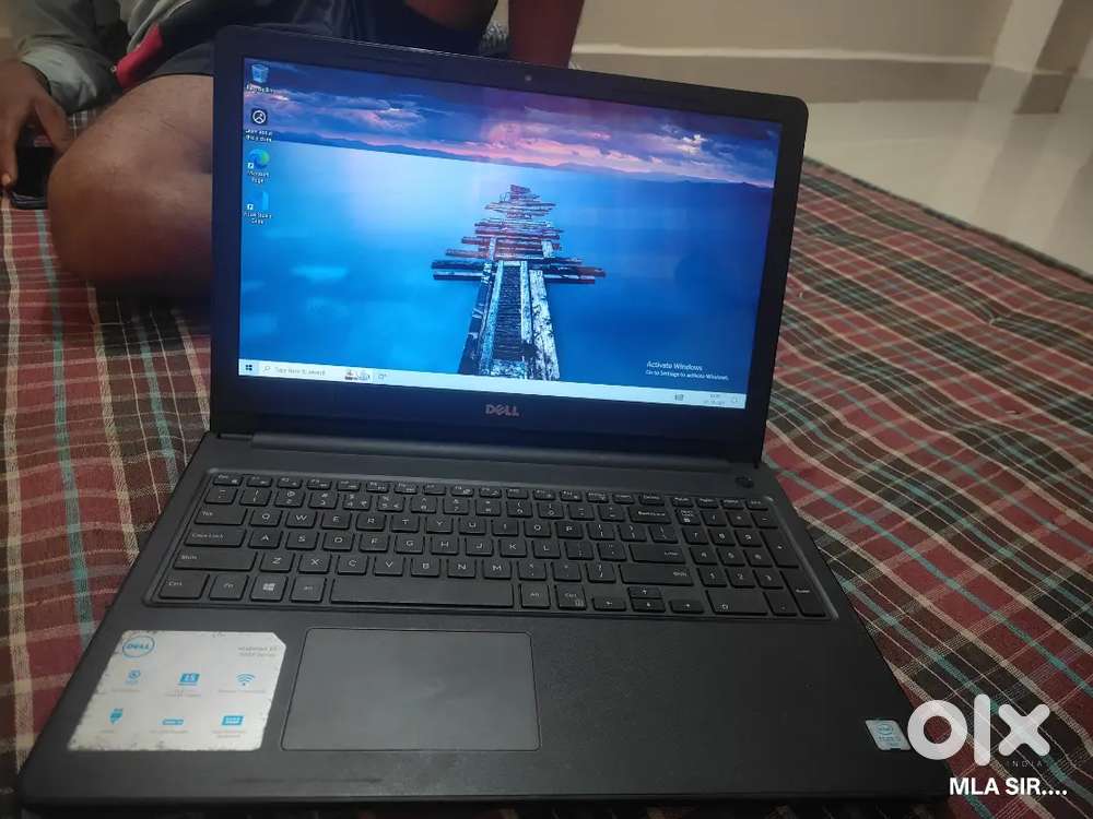 Dell Inspiron 15